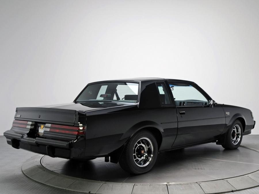  Buick Regal Grand National 1984 года  (фото 21 из 29)